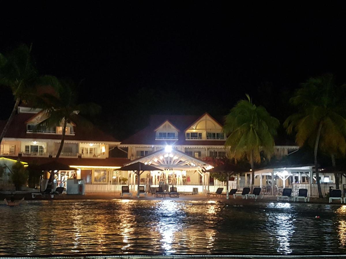 Caraibes Apparts-Resorts Sainte-Anne  Eksteriør billede